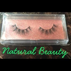“Natural Beauty” Minks